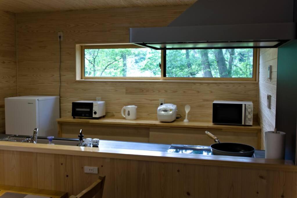 Hinoki No Ie - Cottage With Natural Hot Spring In A Cypress Bathtub Shika Exteriör bild