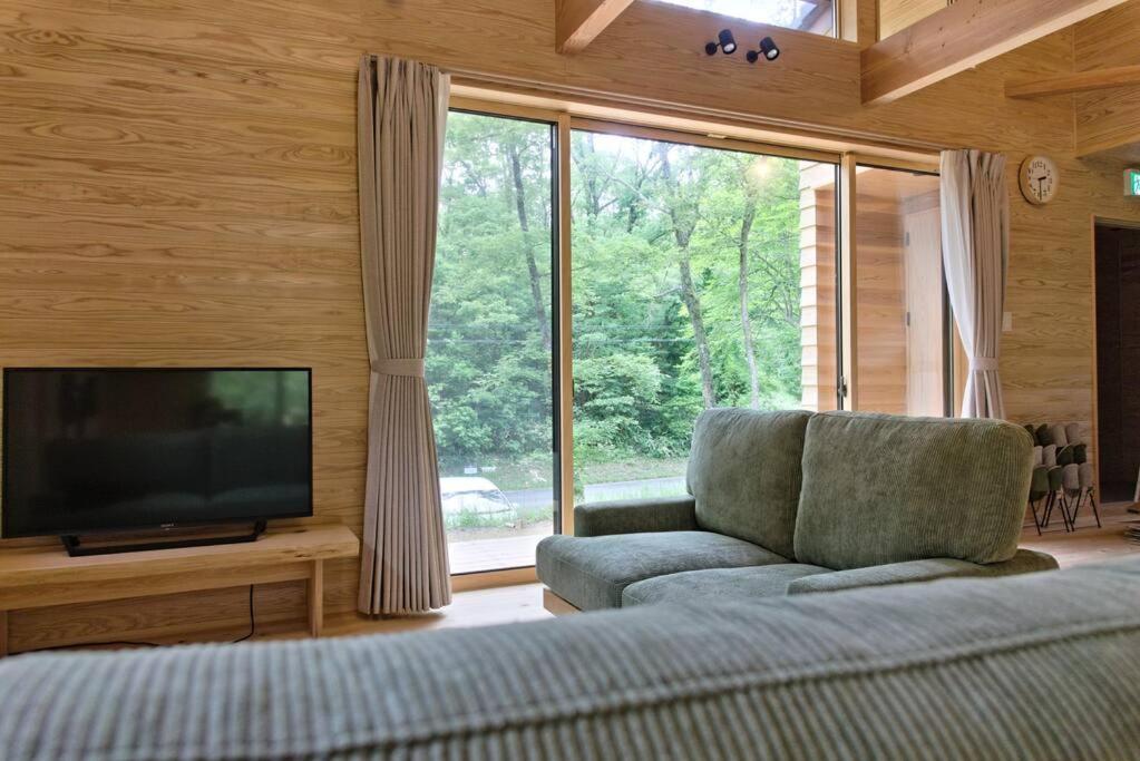 Hinoki No Ie - Cottage With Natural Hot Spring In A Cypress Bathtub Shika Exteriör bild
