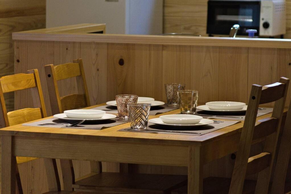 Hinoki No Ie - Cottage With Natural Hot Spring In A Cypress Bathtub Shika Exteriör bild